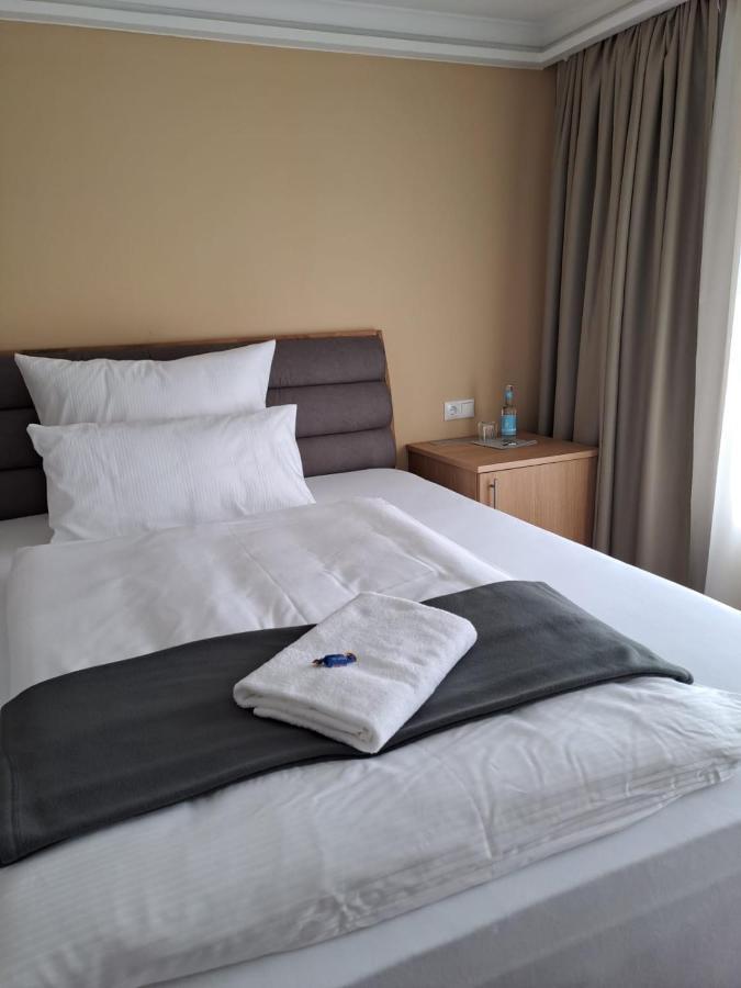 Hotel Rhin Inn Fehrbellin Dış mekan fotoğraf